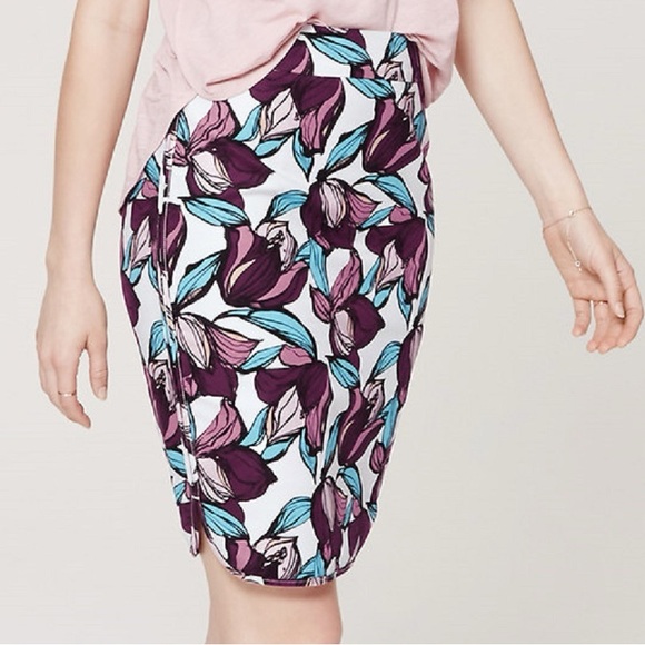 LOFT Curvy Floral tulip Pencil Skirt – Size 16 - Picture 1 of 8